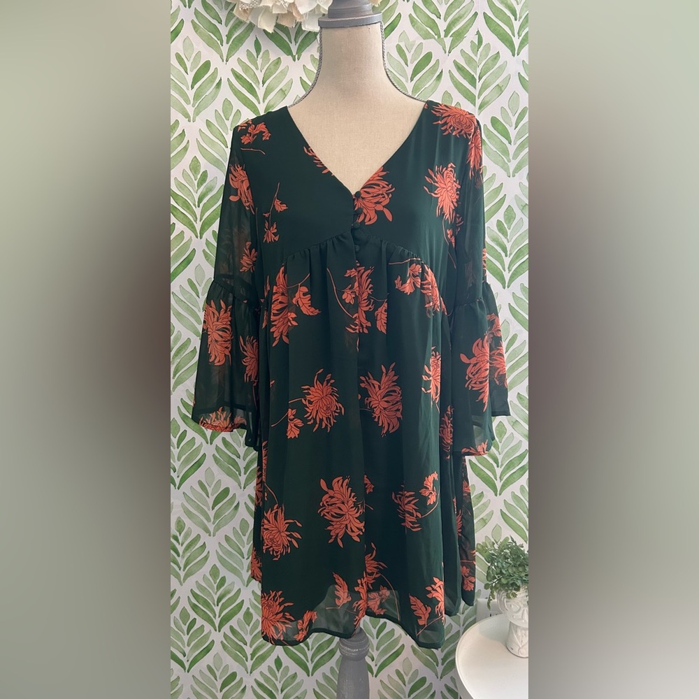 Women’s loose fitting Entro dress
